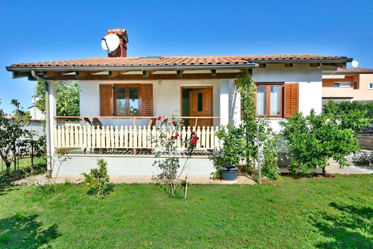 Adriatico Bungalow Пореч Экстерьер фото