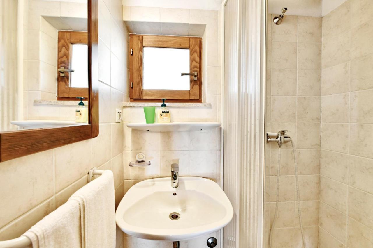Adriatico Bungalow Пореч Экстерьер фото
