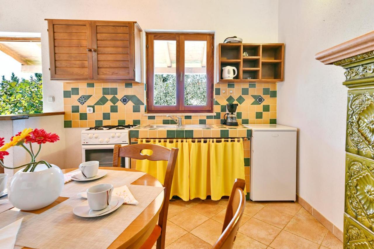 Adriatico Bungalow Пореч Экстерьер фото