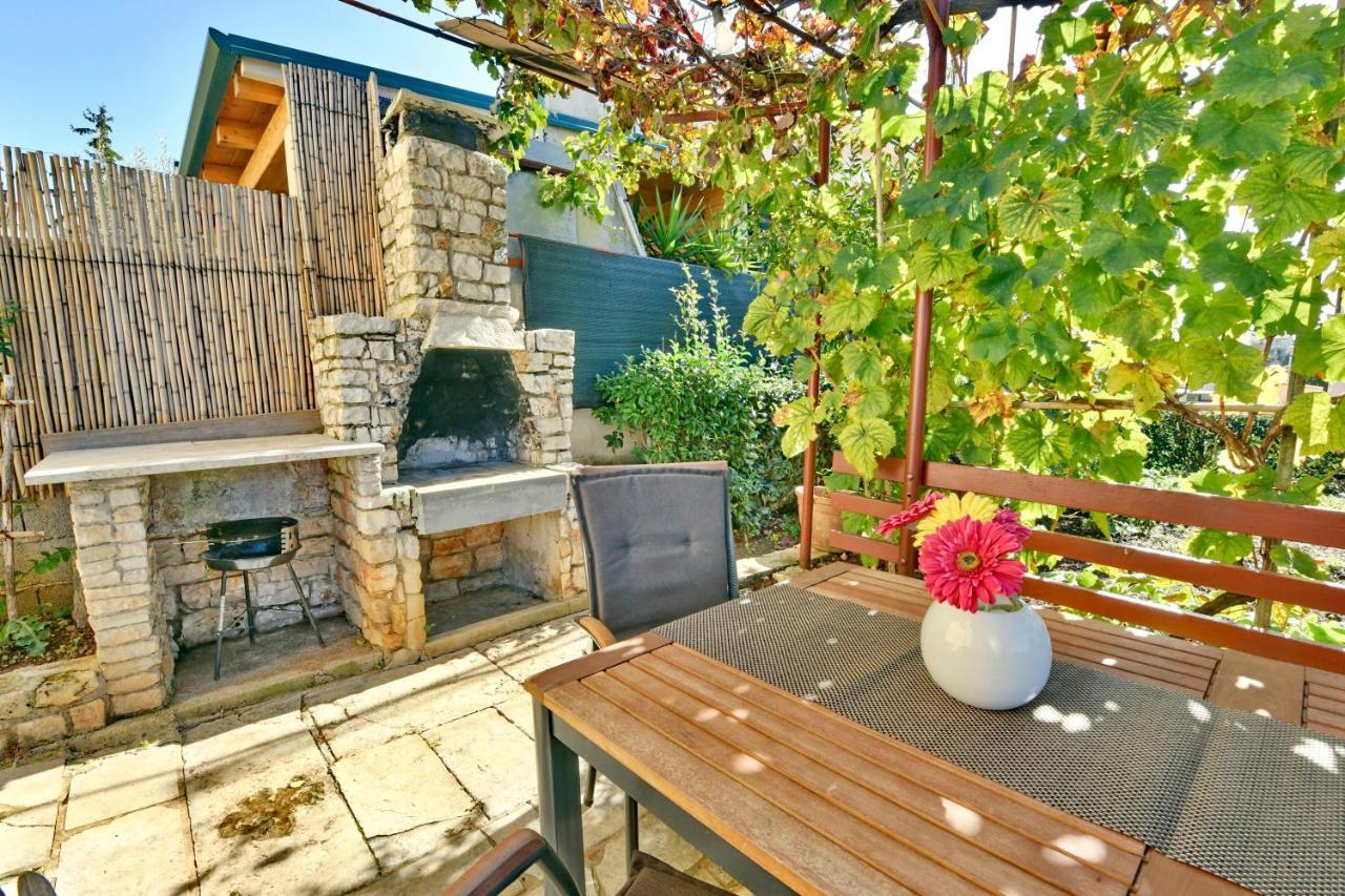 Adriatico Bungalow Пореч Экстерьер фото